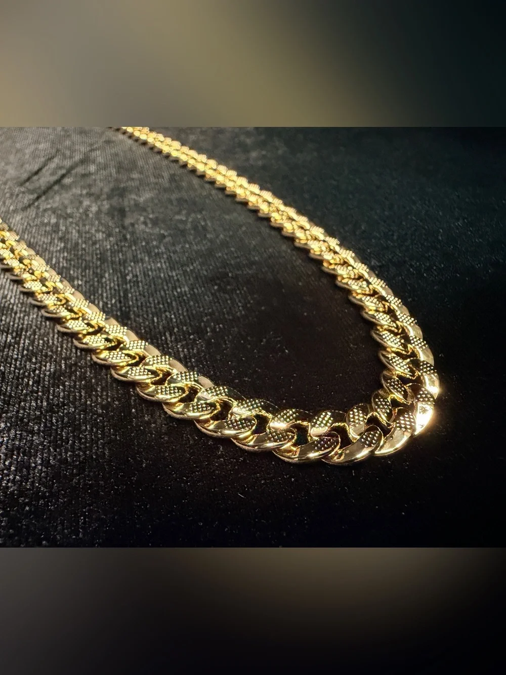 Cuban Diamond Cut w/Concave 20in 9.5MM 14K Stamped Gold filled necklace! Get IT!